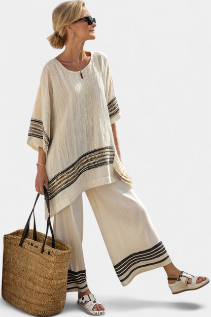 LUCIA LOPEZ™ |  Conjunto Mediterráneo Con Detalle A Rayas Negras