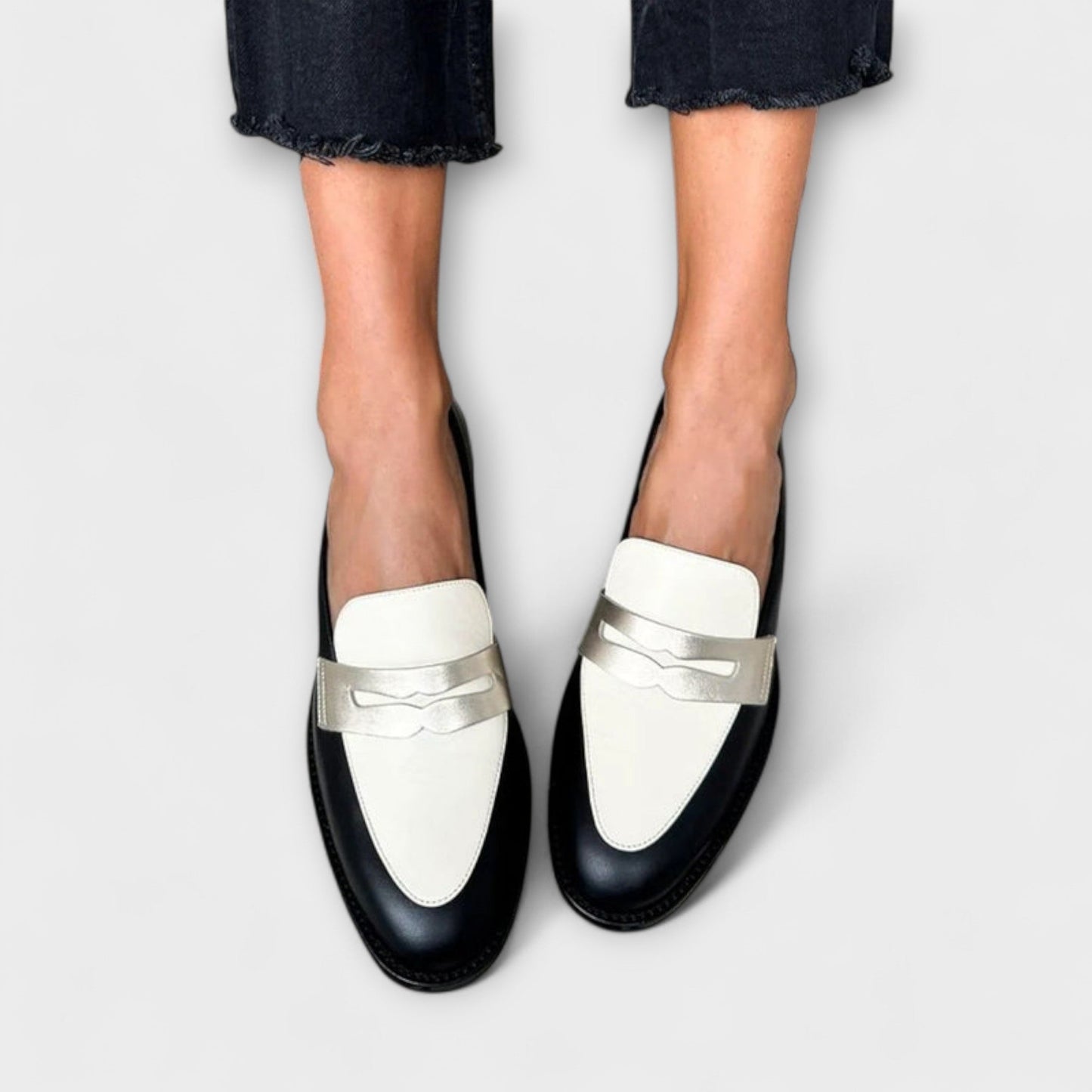 ROCIO™ | Mocasines Con Detalles Metálicos